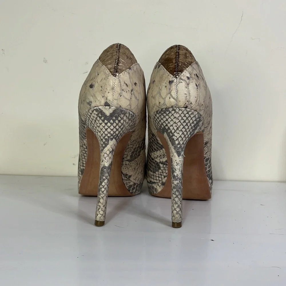 Sam Edelman Celia Snakeskin Pointed Toe High Heeled Stilettos Size 8